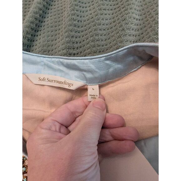 Soft Surroundings Velvet Moroccan Boho Beaded Embellished Blouse Women's L NEW - Picture 4 of 6